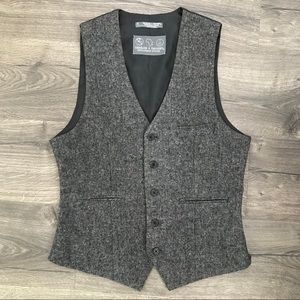 Threads 4 Thought waistcoat / dress vest (sz S)